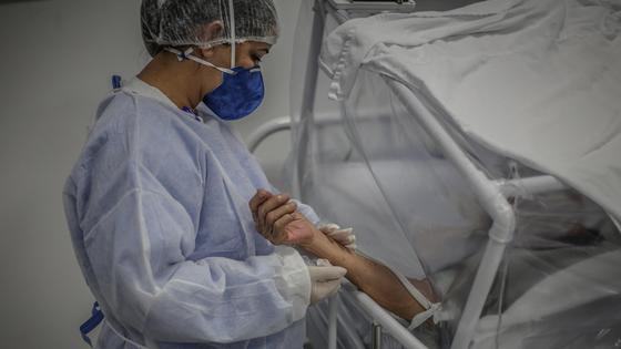 Врачи у больного Врачи у больного
