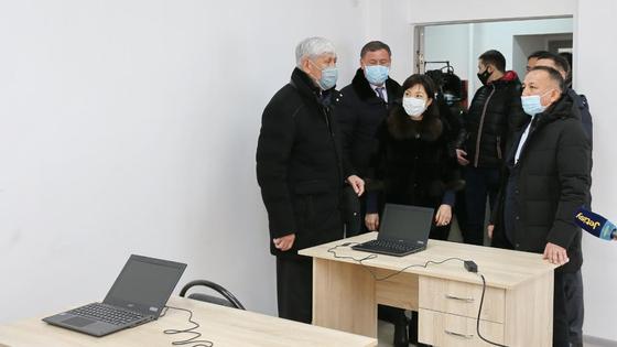 Амандык Баталов Амандык Баталов
