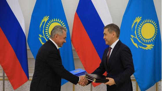 Нұрлан Ермекбаев Сергей Шойгумен Нұрлан Ермекбаев Сергей Шойгумен