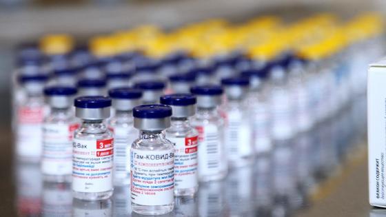 Қазақстанда "Спутник V" вакцинасы өндіріле бастады Қазақстанда "Спутник V" вакцинасы өндіріле бастады