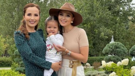 Жұлдыз Өмірғали қызы мен Жұлдыз Әбдікәрімовамен Жұлдыз Өмірғали қызы мен Жұлдыз Әбдікәрімовамен