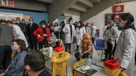 Массовая вакцинация в Тунисе Массовая вакцинация в Тунисе