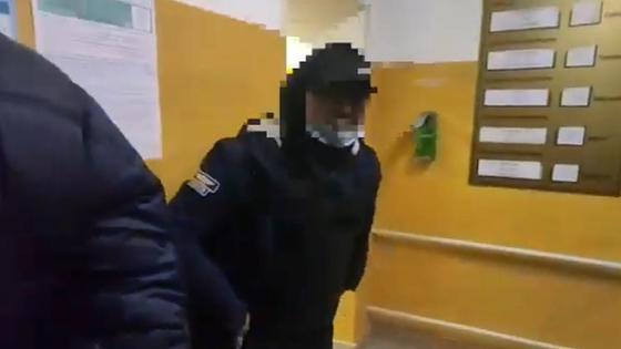 Задержанный подозреваемый Задержанный подозреваемый
