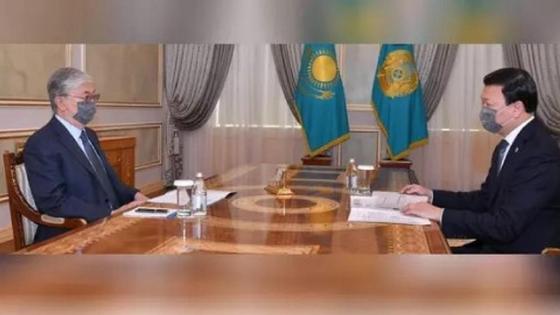 Тоқаев пен Цой Тоқаев пен Цой