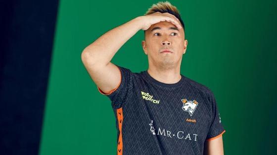 Киберспортсмен Даурен AdreN Кыстаубаев Киберспортсмен Даурен AdreN Кыстаубаев