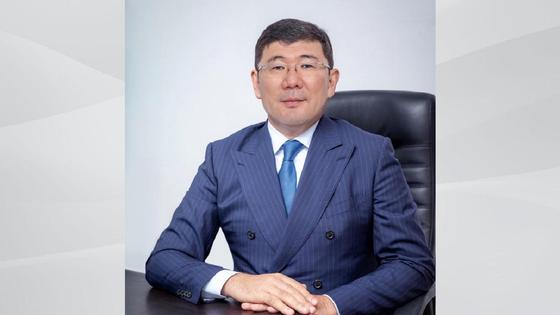 Жандос Бүркітбаев Жандос Бүркітбаев