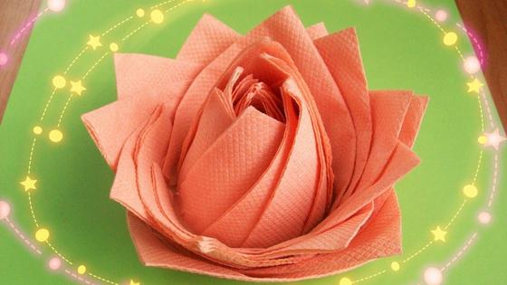 Роза из салфетки Роза из салфетки