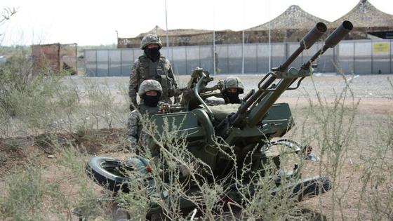 Военные Военные