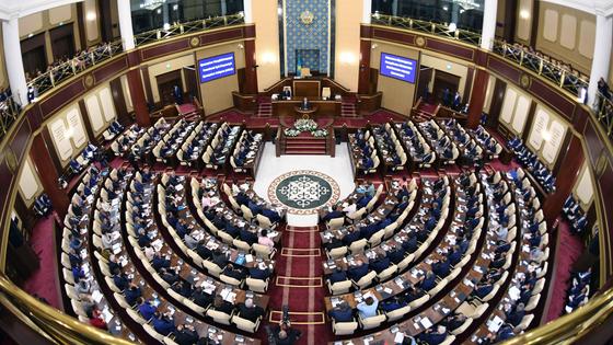Парламент. Депутаты Парламент. Депутаты