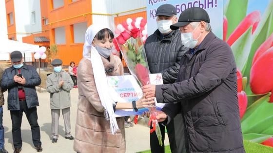 Бердибек Сапарбаев Бердибек Сапарбаев