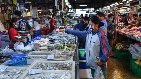 Рынок морепродуктов в Таиланде Рынок морепродуктов в Таиланде