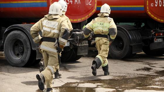 Өрт сөндірушілер11 Өрт сөндірушілер11