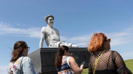 Скульптура Борату в Сиднее Скульптура Борату в Сиднее
