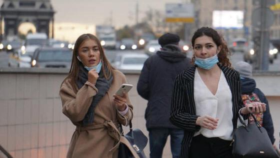 Бетперде таққан адамдар Бетперде таққан адамдар