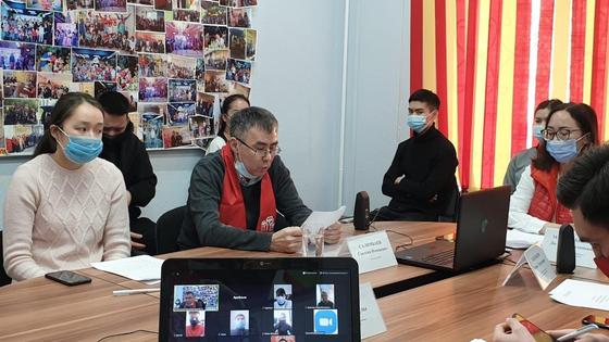Партийцы Партийцы