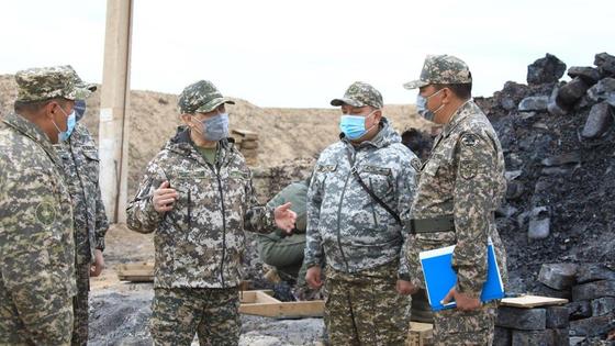 Министр обороны совершил рабочую поездку в южный регион страны Министр обороны совершил рабочую поездку в южный регион страны