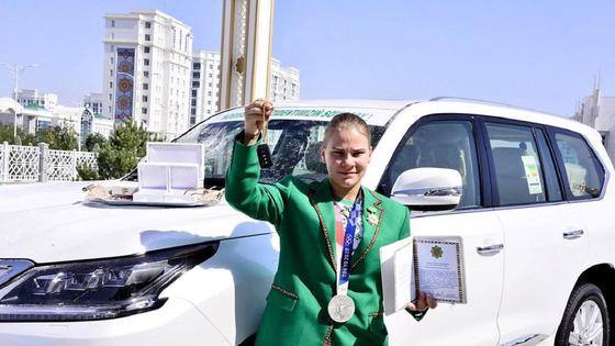 Полина Гурьева Полина Гурьева