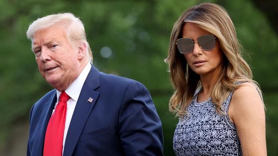 Дональд Трамп және Меланья Трамп Дональд Трамп және Меланья Трамп