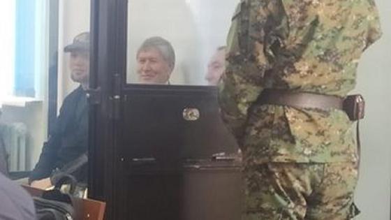 Алмазбек Атамбаев Алмазбек Атамбаев