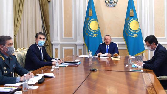 Назарбаев провел заседание Совета безопасности Назарбаев провел заседание Совета безопасности