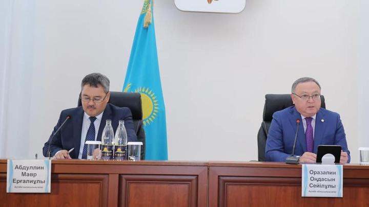 Уразалин выразил недовольство работой руководства Актобе Уразалин выразил недовольство работой руководства Актобе