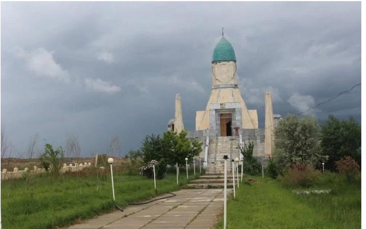 Баба түкті Шашты Азиз кесенесі. Сурет Баба түкті Шашты Азиз кесенесі. Сурет