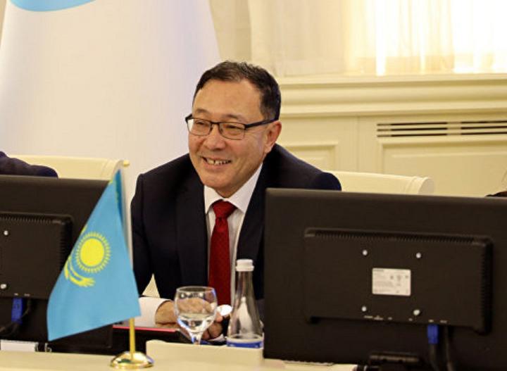 Али Ерлик Али Ерлик