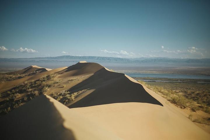 Поющий бархан казахстан фото