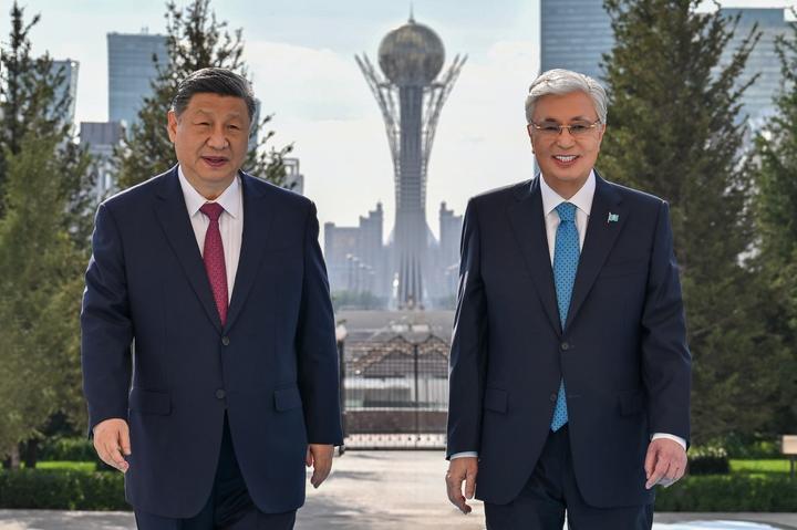 Касым-Жомарт Токаев и Си Цзиньпин
