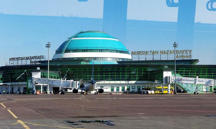Здание аэропорта Нурсултана Назарбаева в Нур-Султане Здание аэропорта Нурсултана Назарбаева в Нур-Султане