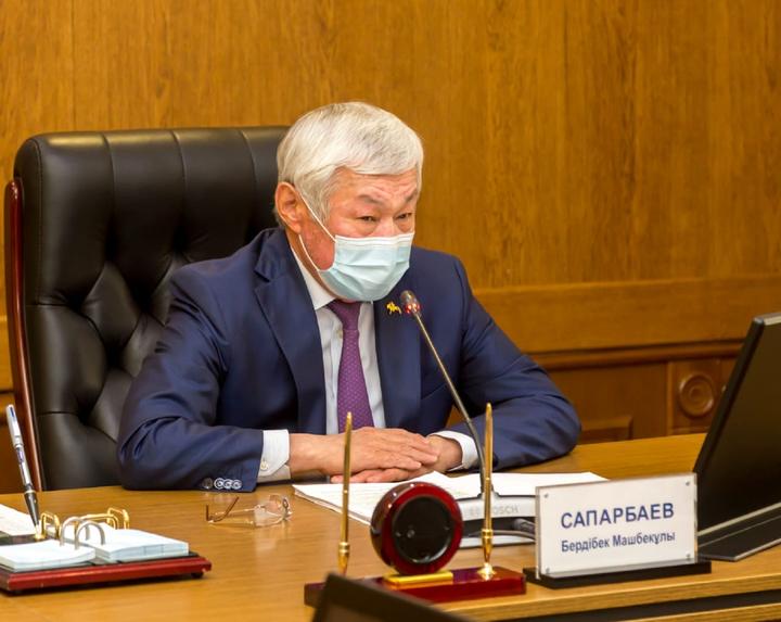 Бердібек Сапарбаев