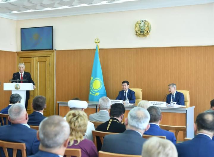 Ерлан Қошанов Ерлан Қошанов