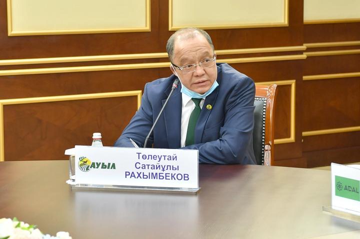 Встреча представителей партий Встреча представителей партий