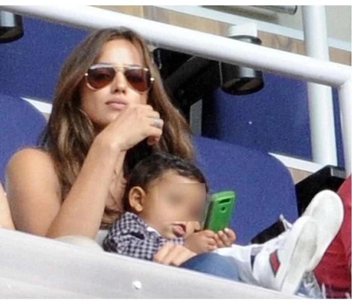 Ирина Шейк и Криштиану Роналду история любви NUR.KZ