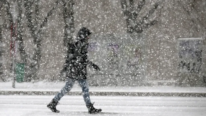 Штормовое предупреждение объявлено в нескольких областях Казахстана